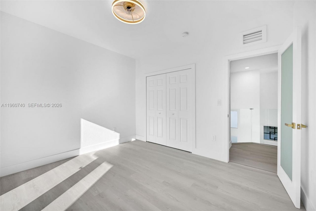 6042 SW 159 Ct , Miami, FL 33193 Photo