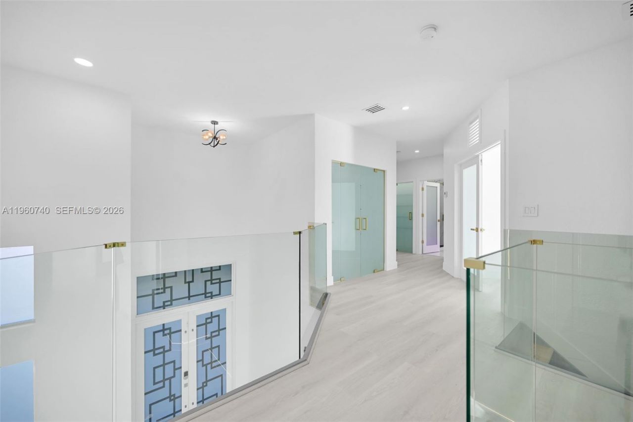 6042 SW 159 Ct , Miami, FL 33193 Photo