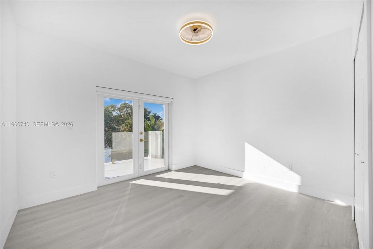 6042 SW 159 Ct , Miami, FL 33193 Photo