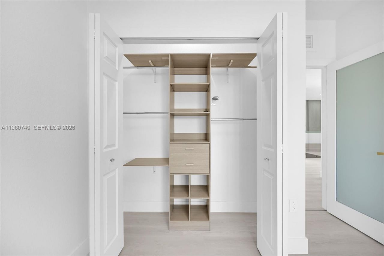 6042 SW 159 Ct , Miami, FL 33193 Photo