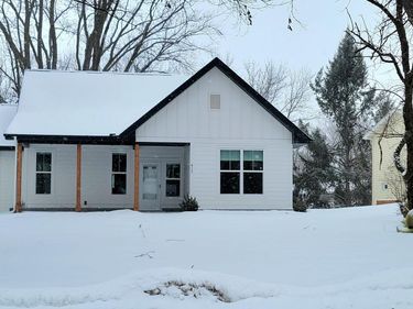 413 Franklin Avenue NW, Watertown, MN 55388