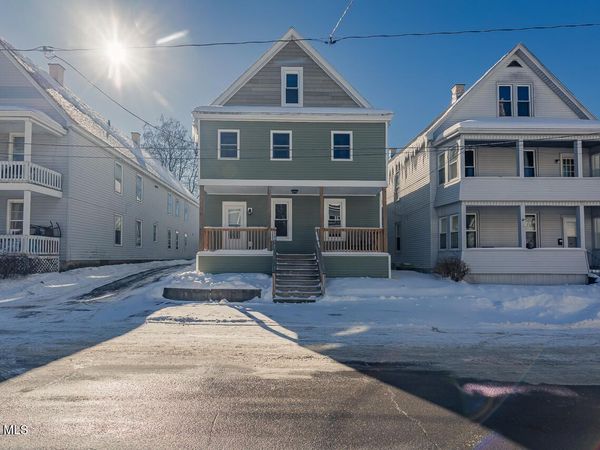 65 Van Derveer Street, Unit Second Flo, Amsterdam, NY 12010