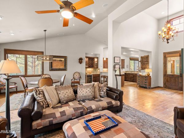 1483 E Castle Hills Drive, Unit 12, Flagstaff, AZ 86005