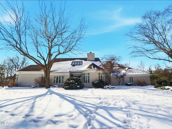 616 Wildbrook Lane, Lima, OH 45807