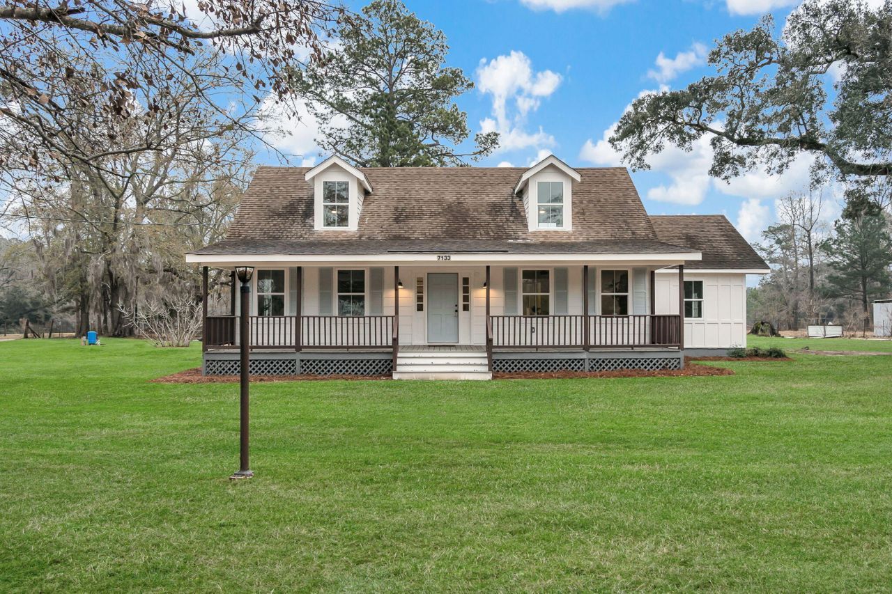 7133 Hendersonville Highway Photo 1