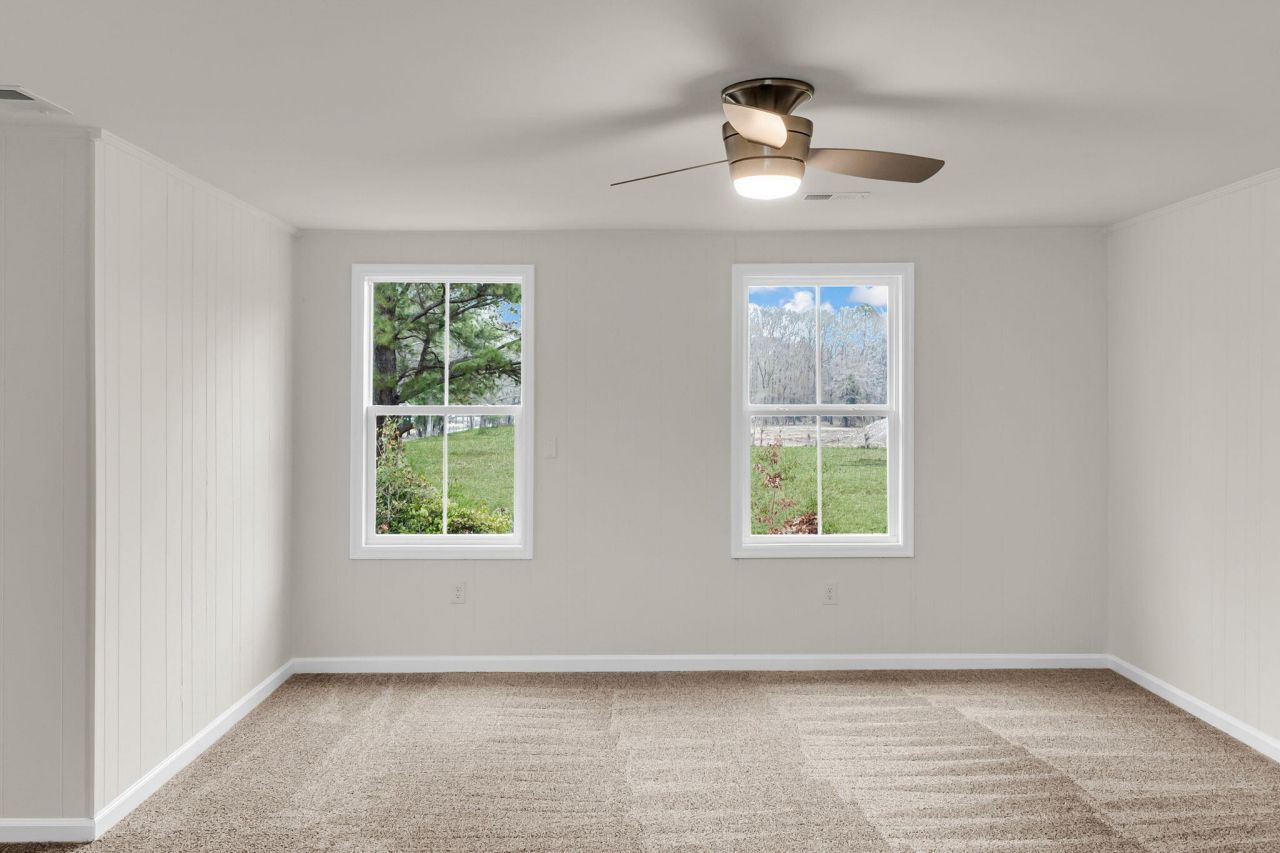 7133 Hendersonville Highway Photo 25