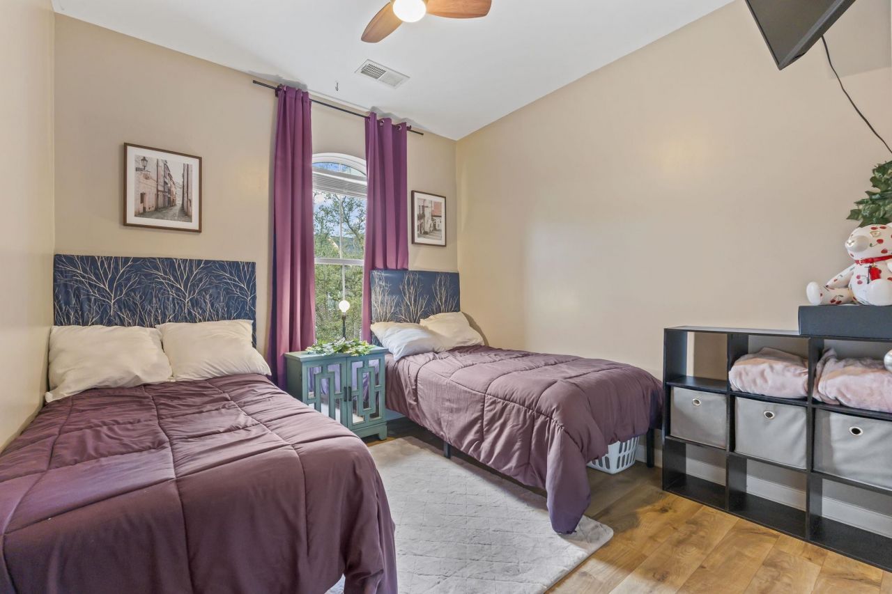 3564 Alexandria Ave. Photo 20