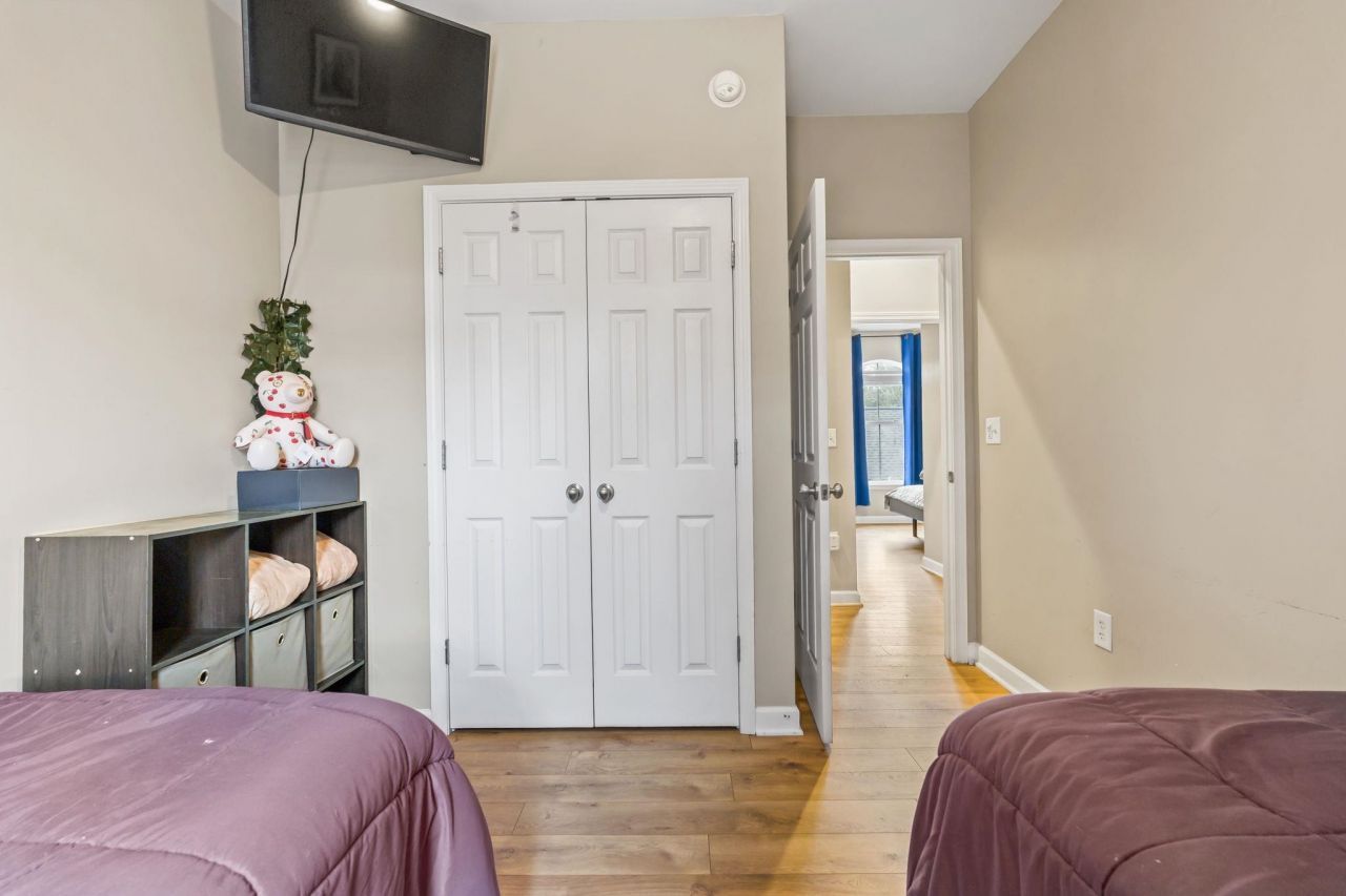 3564 Alexandria Ave. Photo 21