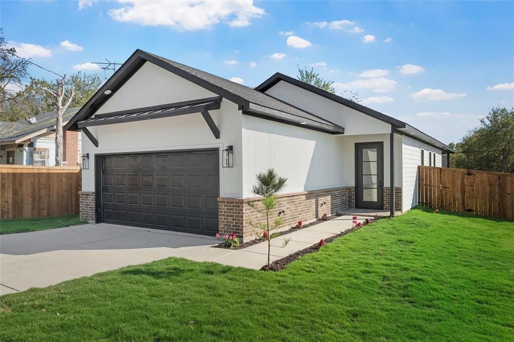 700 Park Drive, Hillsboro, TX 76645 Main Photo