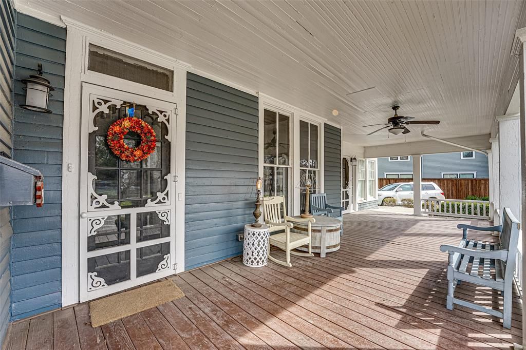 500 W Main Street, Waxahachie, TX 75165 Main Photo