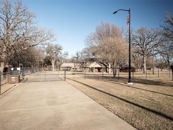 6707 US 287 Highway, Arlington, TX 76001