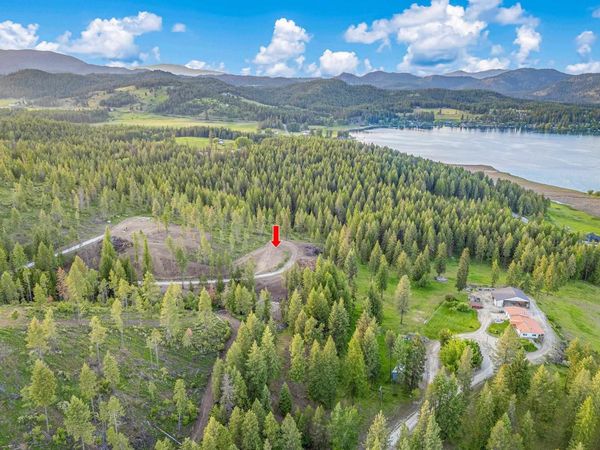 3490 Ohana Way, Valley, WA 99181