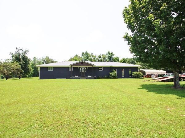 131 Collingwood Rd , Walling, TN 38587