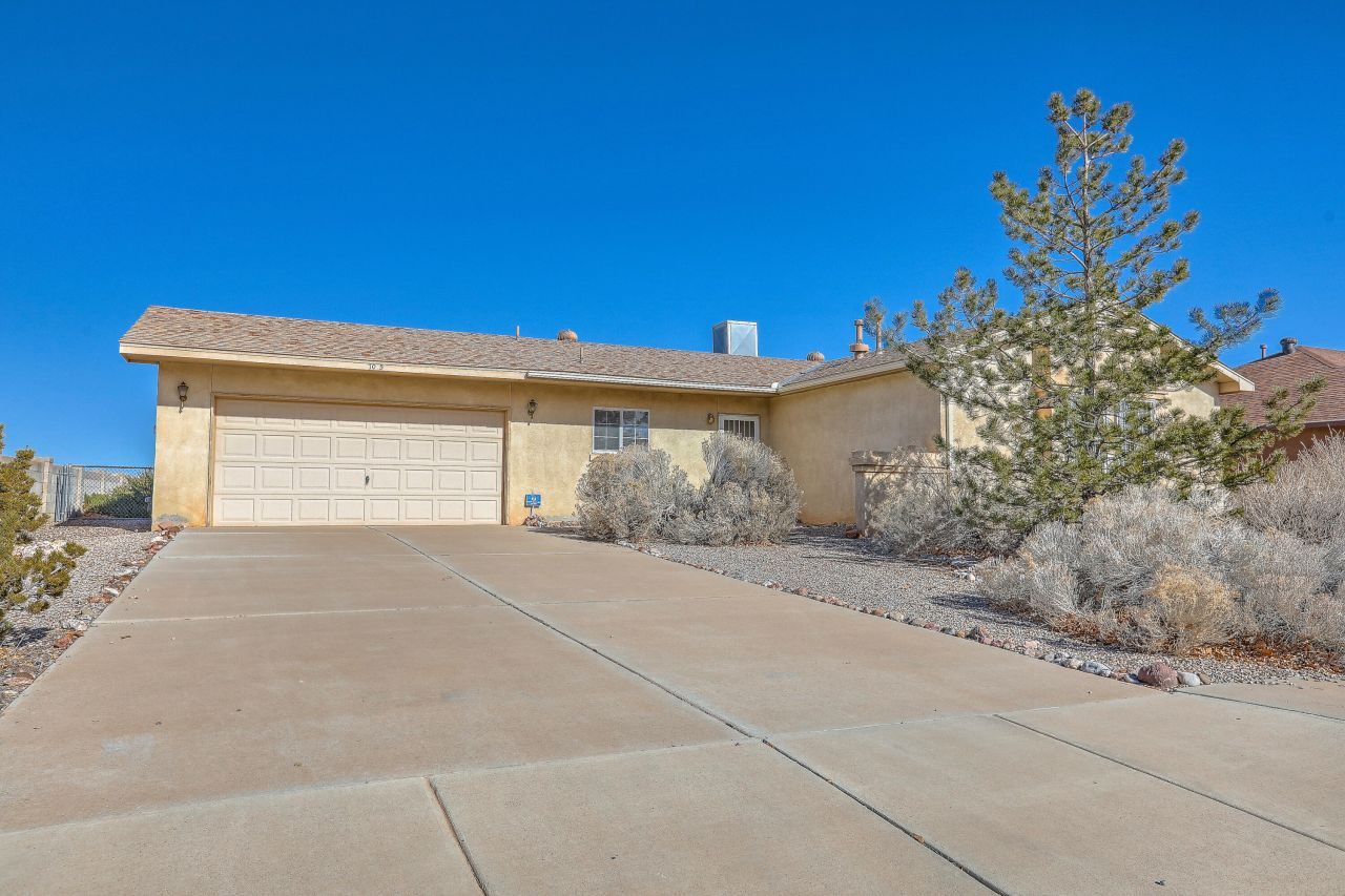 7005 Christopher Court Ne, Rio Rancho, NM 87144 Main Photo