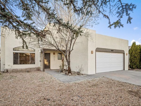 4040 Painted Pony Circle , Santa Fe, NM 87507