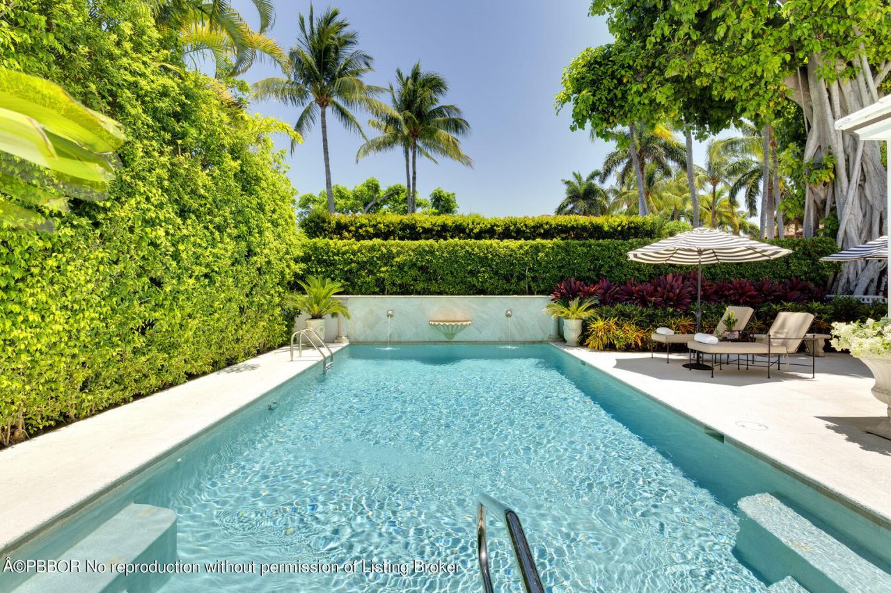 327 Arabian Road, Palm Beach, FL 33480 Photo
