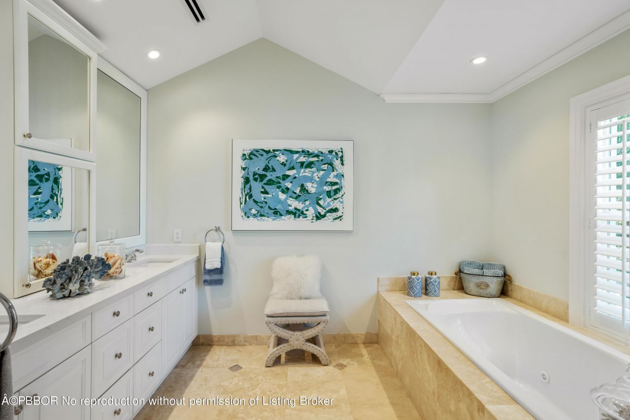 327 Arabian Road, Palm Beach, FL 33480 Photo