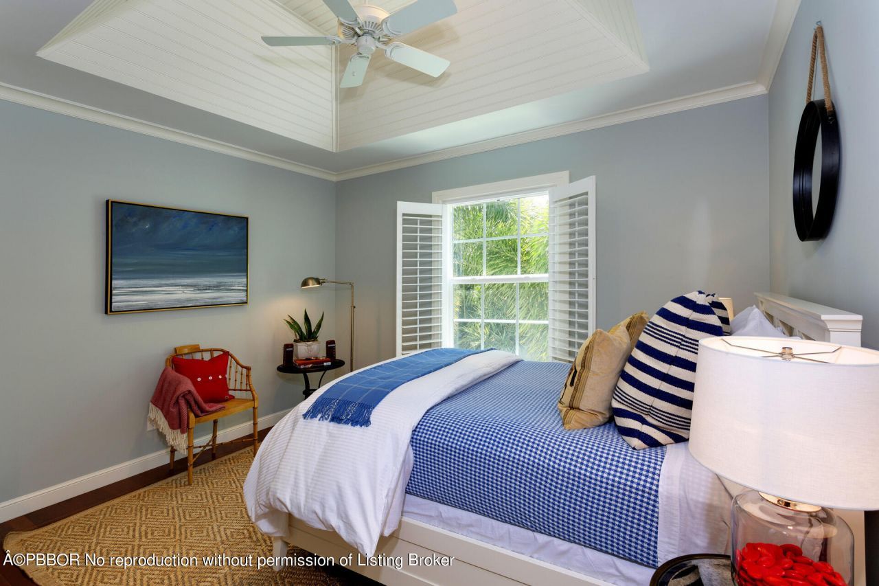 327 Arabian Road, Palm Beach, FL 33480 Photo