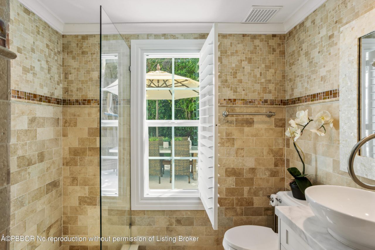 327 Arabian Road, Palm Beach, FL 33480 Photo