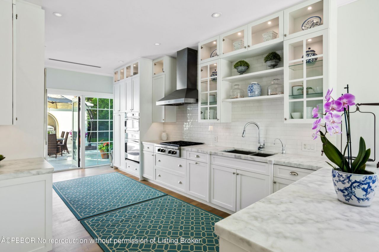 327 Arabian Road, Palm Beach, FL 33480 Photo