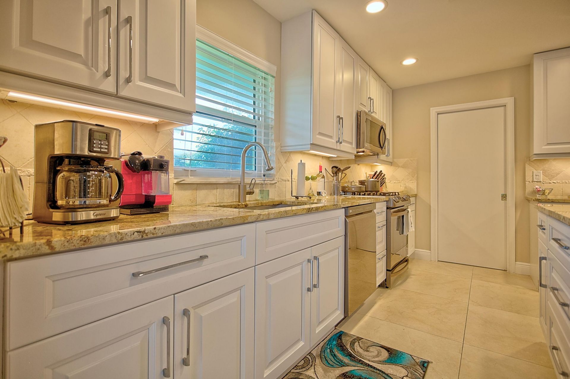 455 S Country Club Drive, Atlantis, FL 33462 Photo