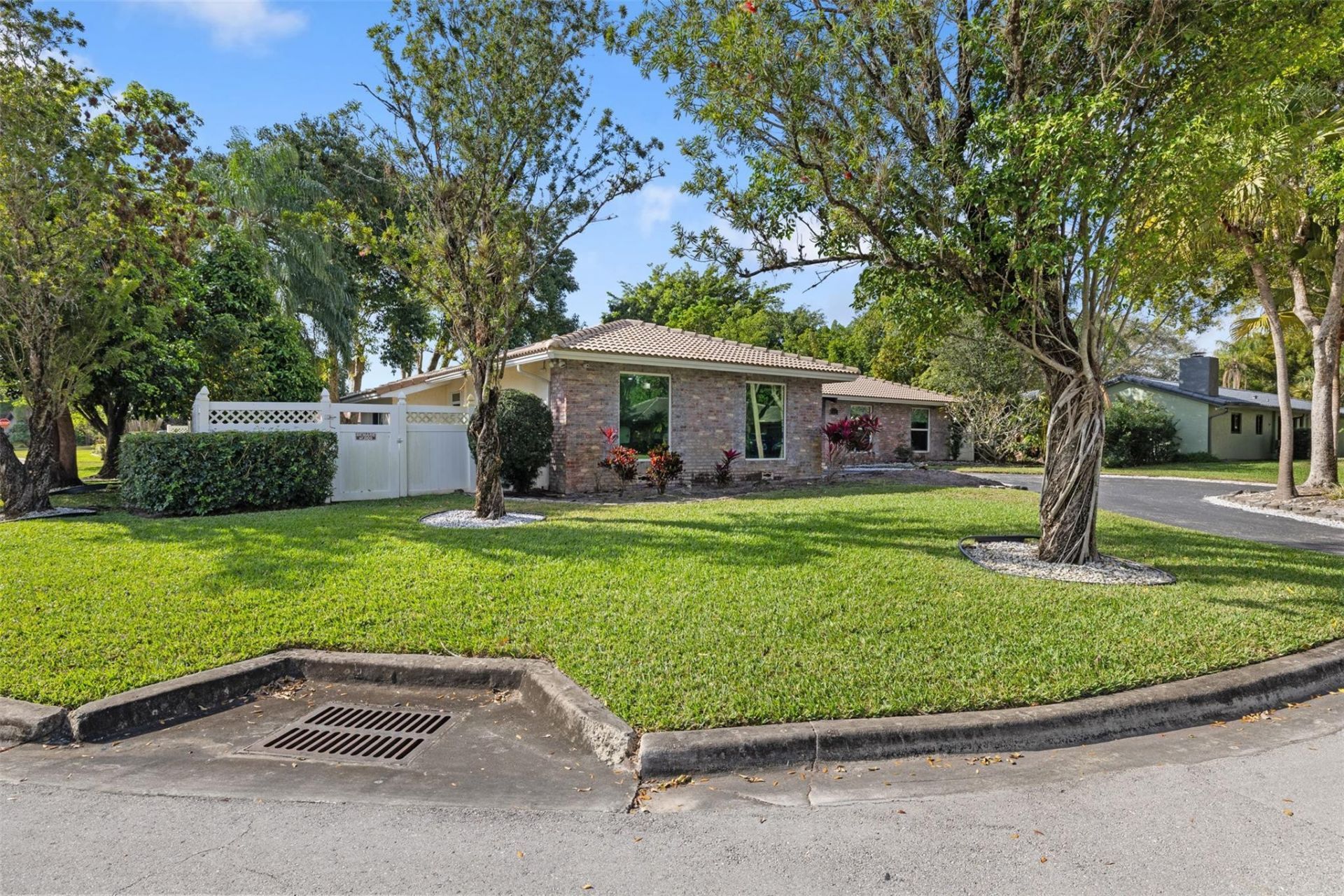 9902 NW 20th Street, Coral Springs, FL 33071 Photo