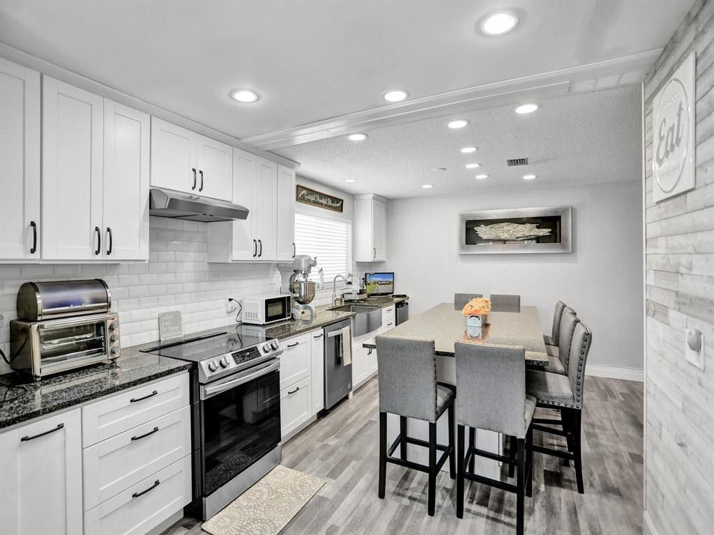 138 Lake Barbara Drive, Unit 138, West Palm Beach, FL 33411 Photo