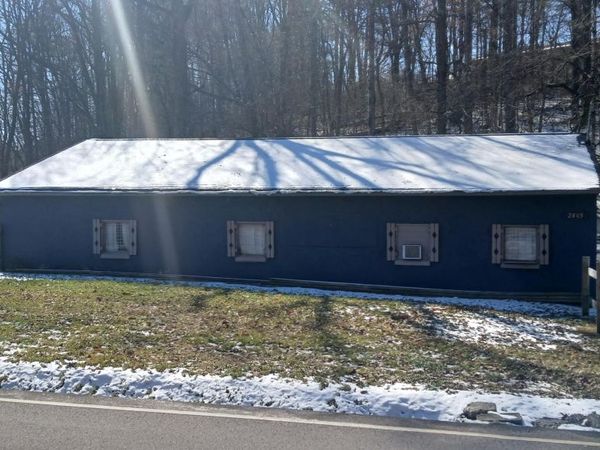 2405 Clearwater Road , Athens, TN 37303