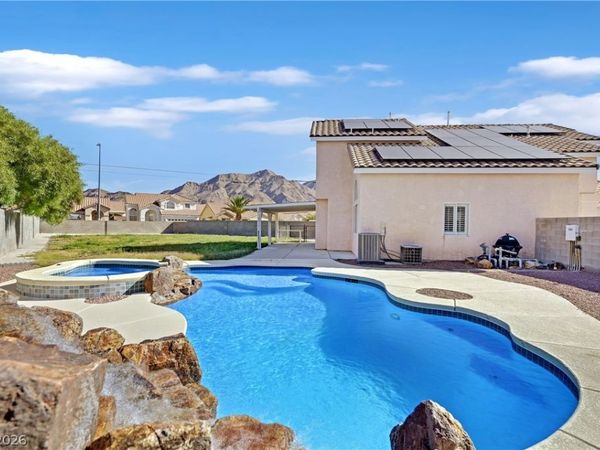 6492 Silent Pine Avenue, Las Vegas, NV 89156