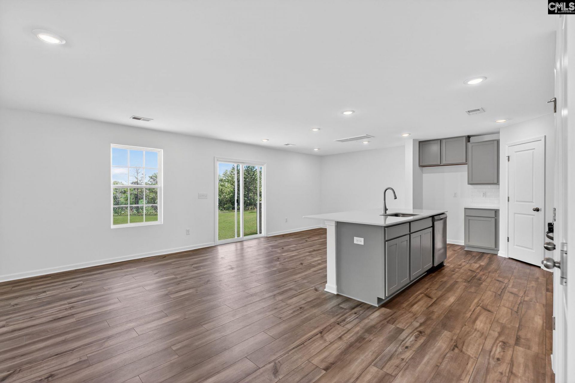 473 Happy Hollow Drive Photo 6