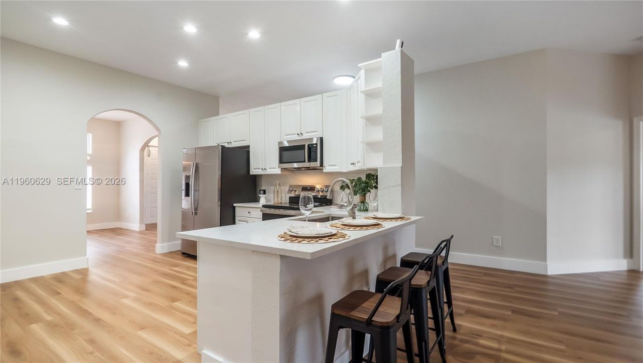 17036 NW 15th St, Pembroke Pines, FL 33028 Photo