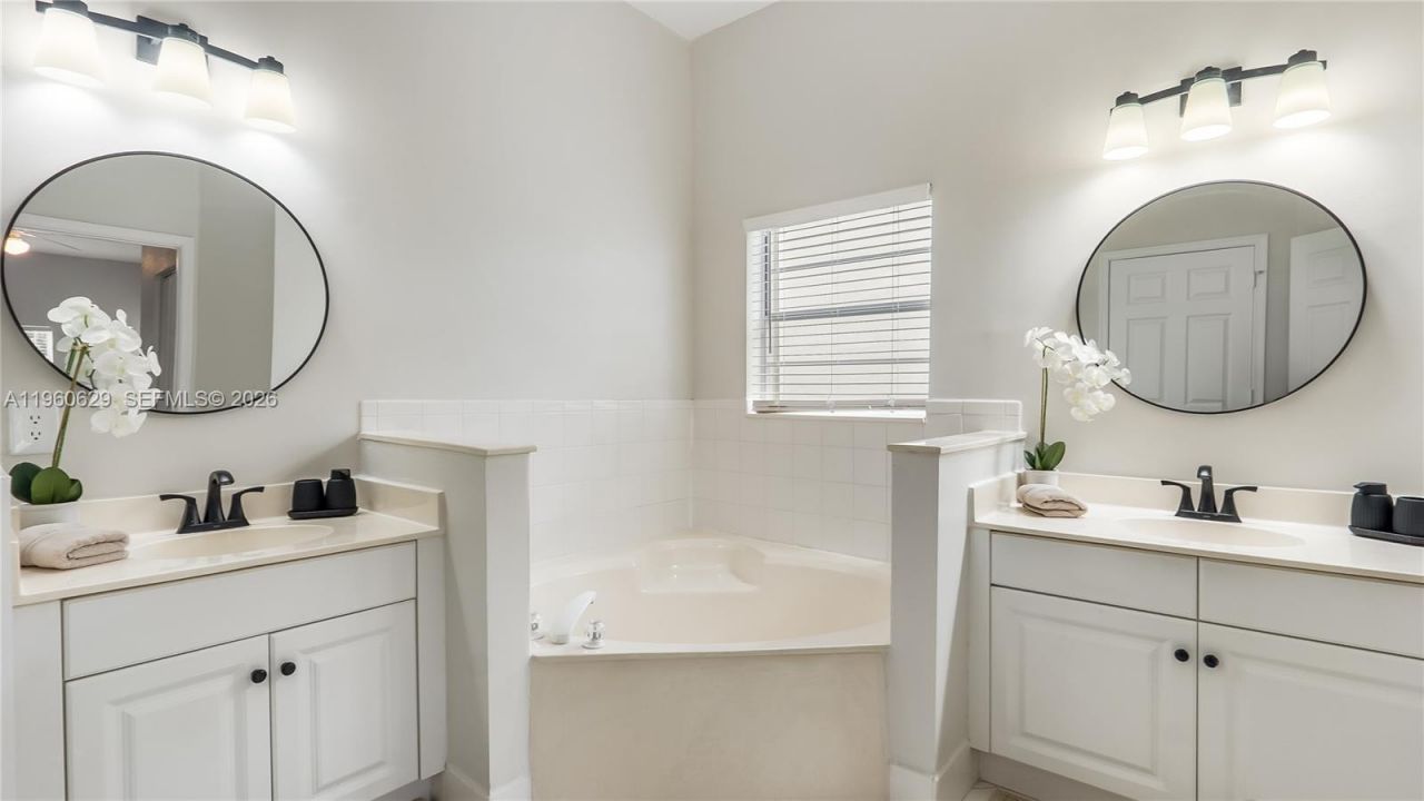 17036 NW 15th St, Pembroke Pines, FL 33028 Photo