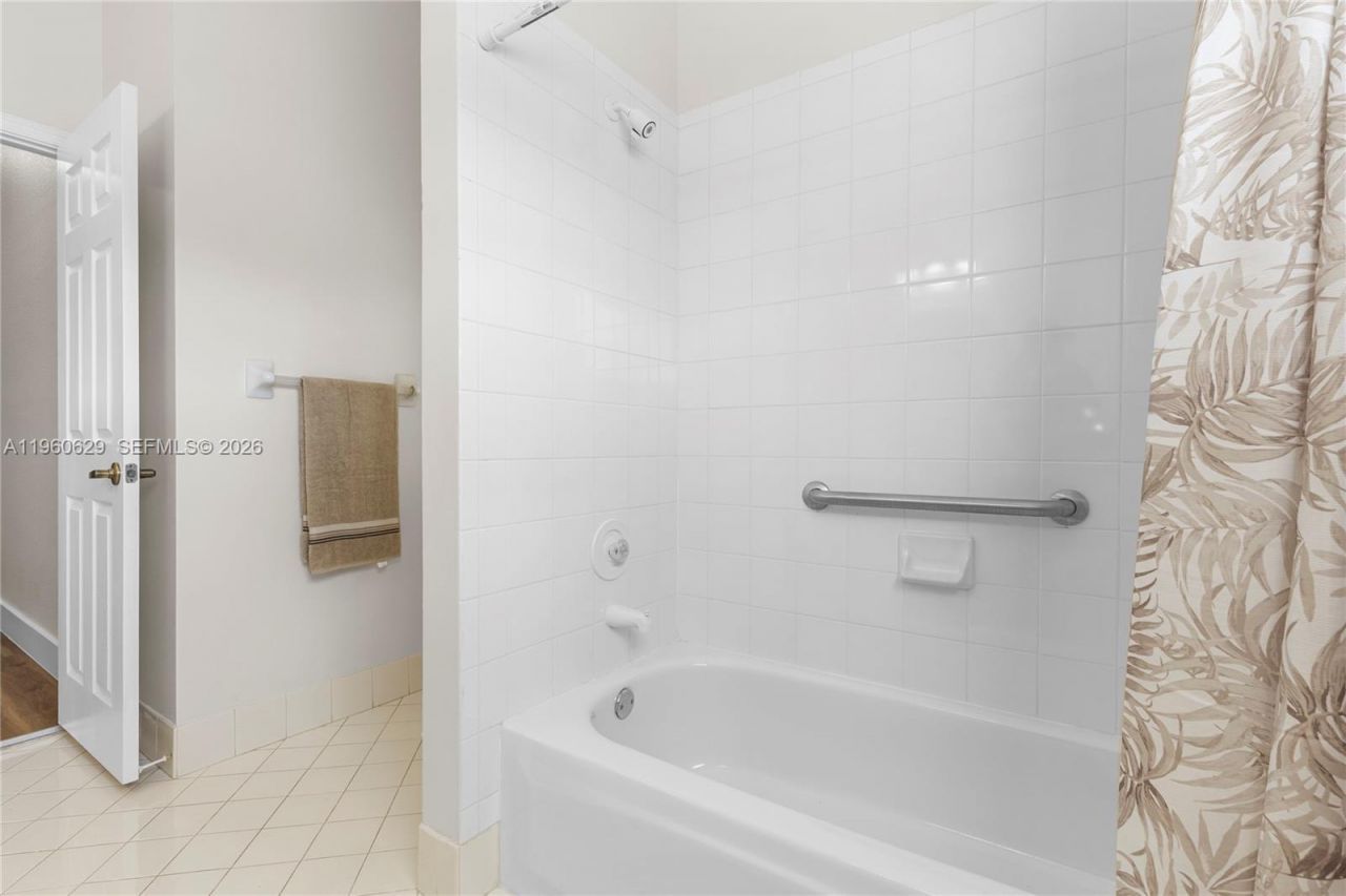 17036 NW 15th St, Pembroke Pines, FL 33028 Photo