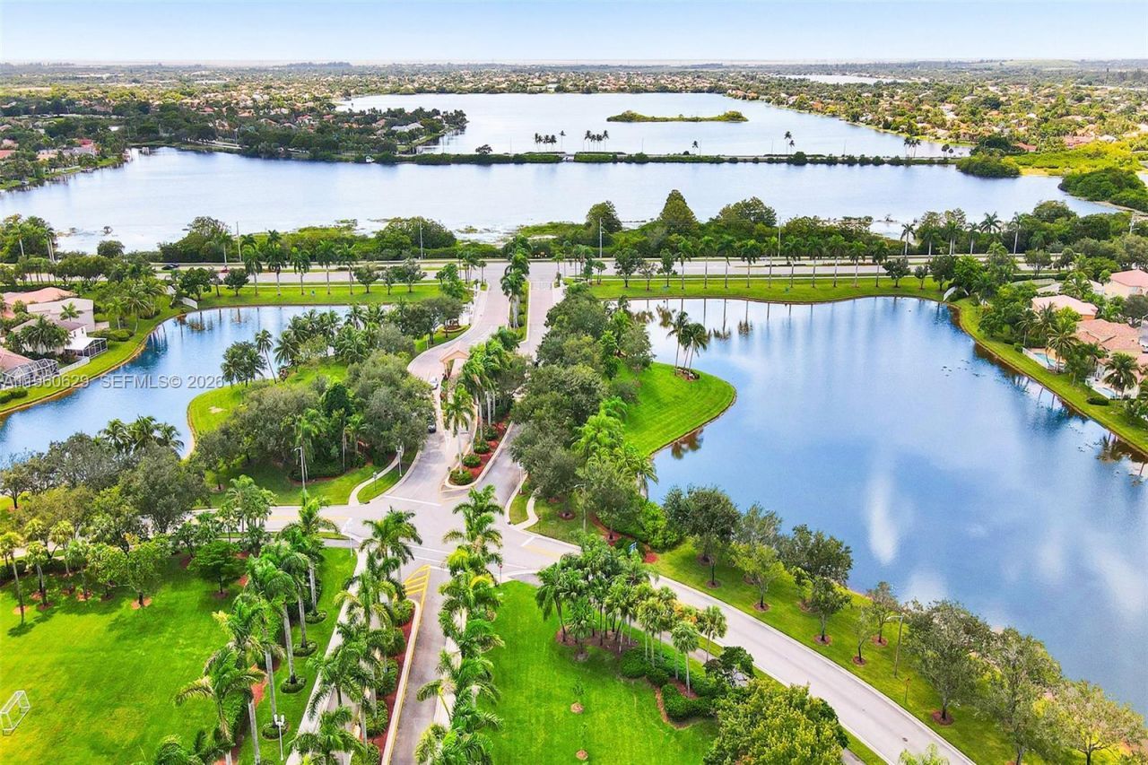 17036 NW 15th St, Pembroke Pines, FL 33028 Photo