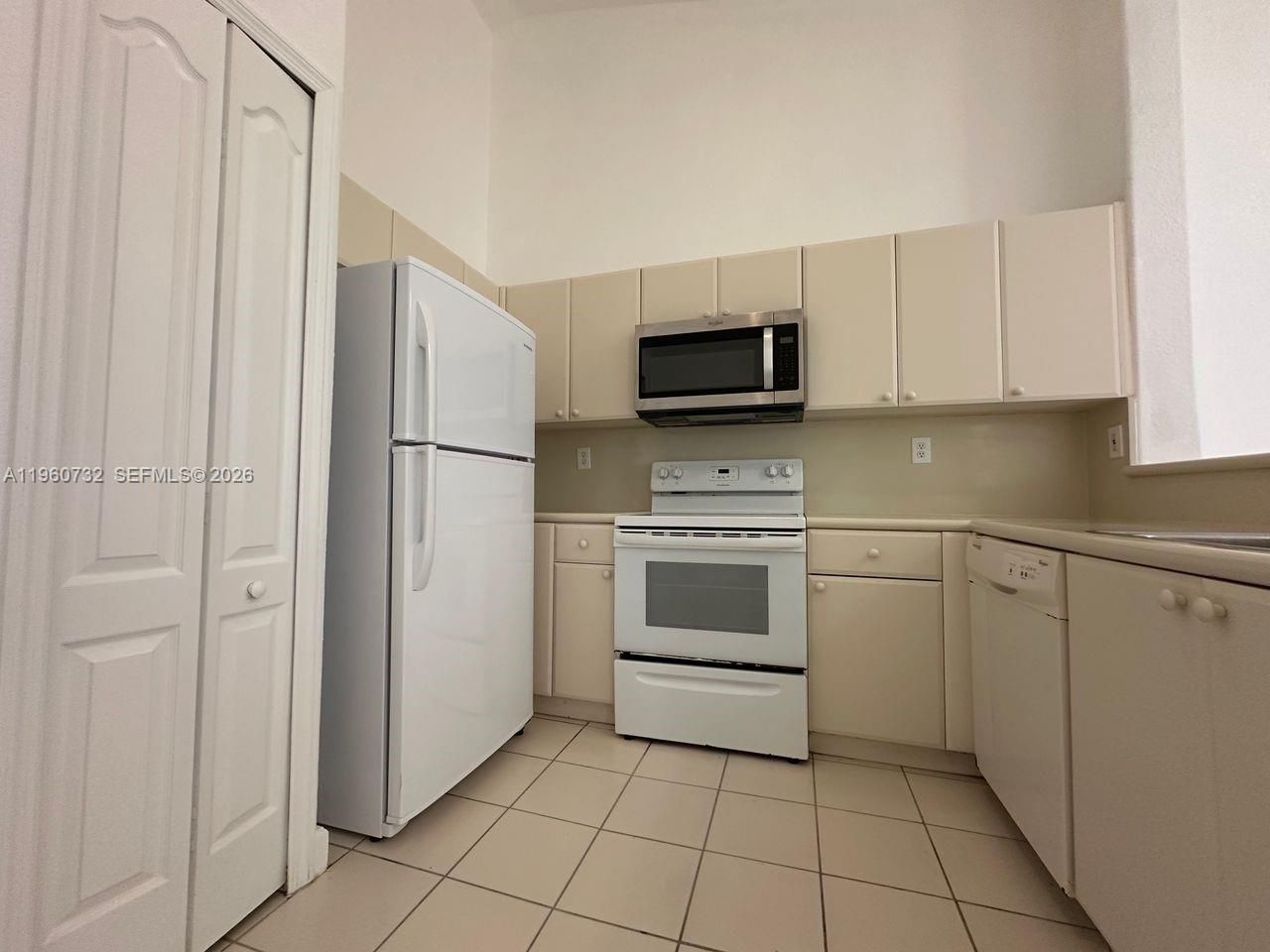1568 SE 26th St , Unit 200, Homestead, FL 33035 Photo