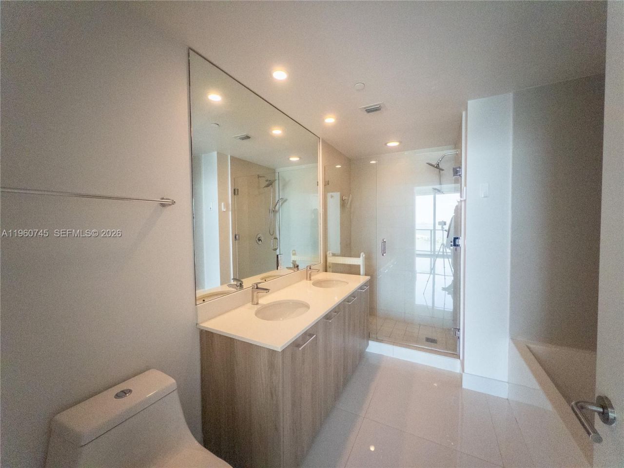 501 NE 31st St, Unit 1701, Miami, FL 33137 Photo