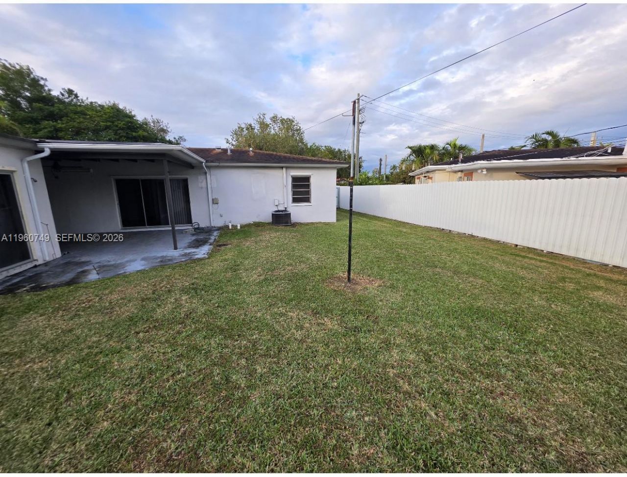 6710 SW 48th St , Miami, FL 33155 Photo