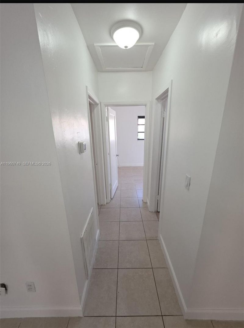 6710 SW 48th St , Miami, FL 33155 Photo