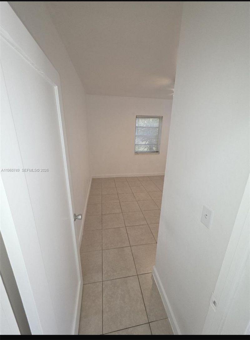 6710 SW 48th St , Miami, FL 33155 Photo