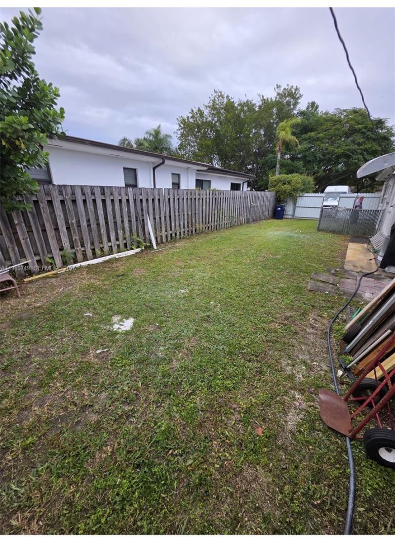 6710 SW 48th St , Miami, FL 33155 Photo