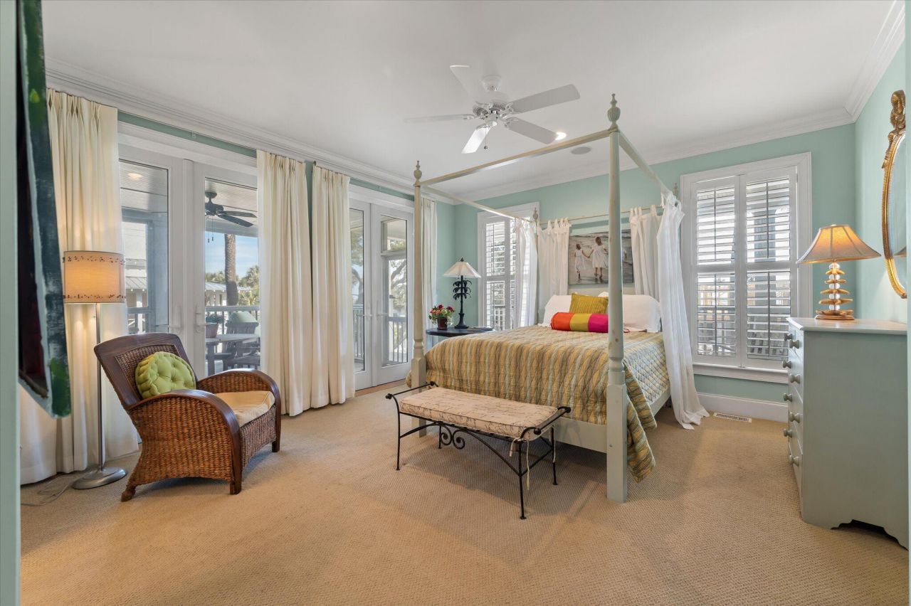 802 W Ashley Avenue Photo 29