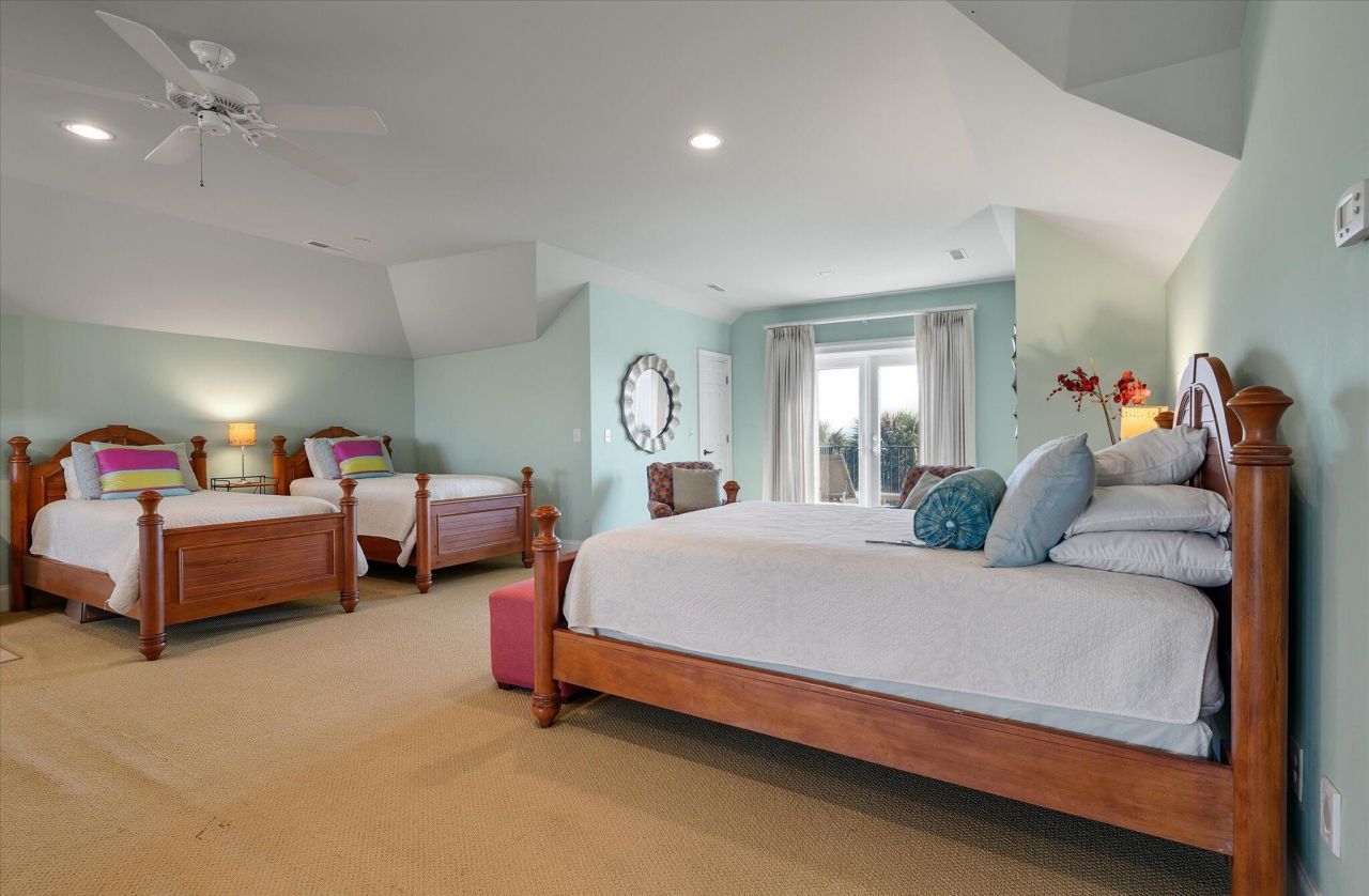 802 W Ashley Avenue Photo 33