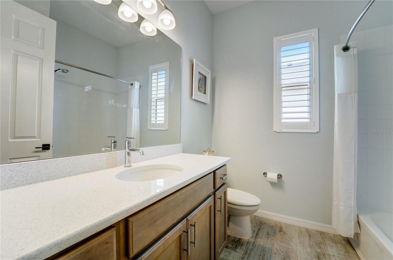 8144 37th Avenue Circle W, Bradenton, FL 34209 Photo