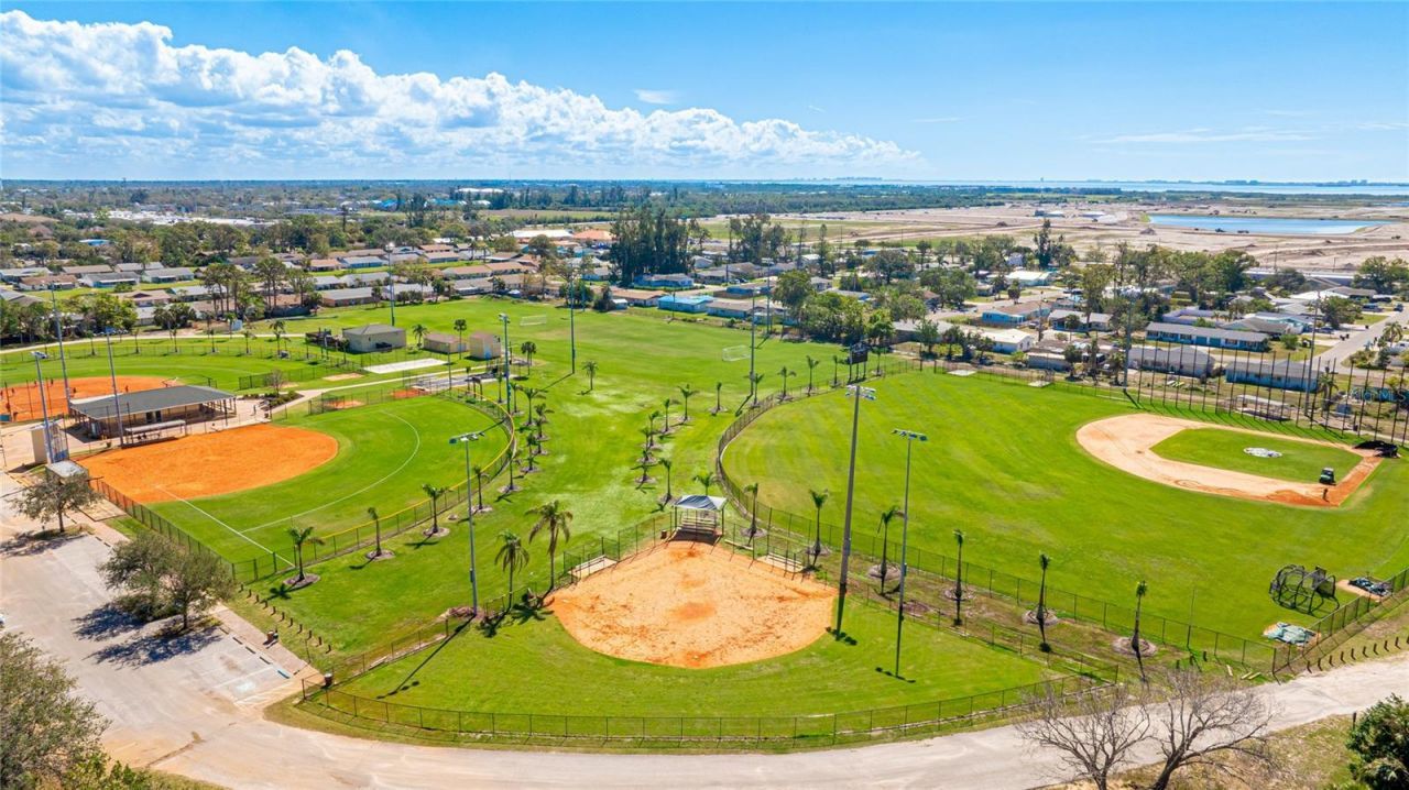 8144 37th Avenue Circle W, Bradenton, FL 34209 Photo