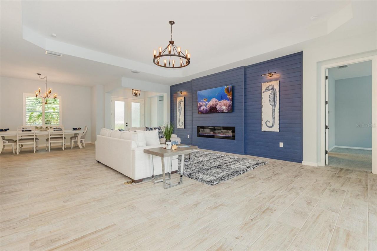 8144 37th Avenue Circle W, Bradenton, FL 34209 Photo