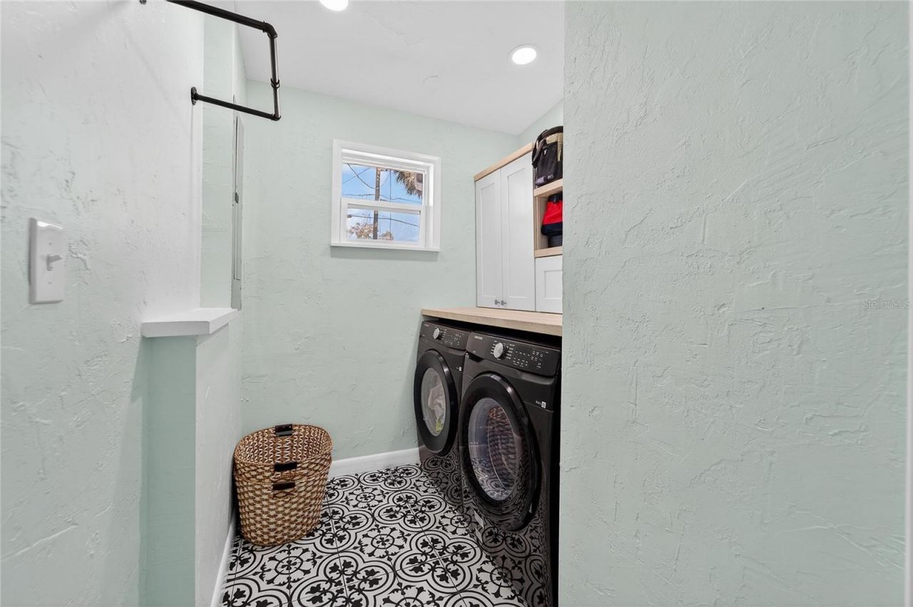 4332 Cobia Drive Se, Saint Petersburg, FL 33705 Photo