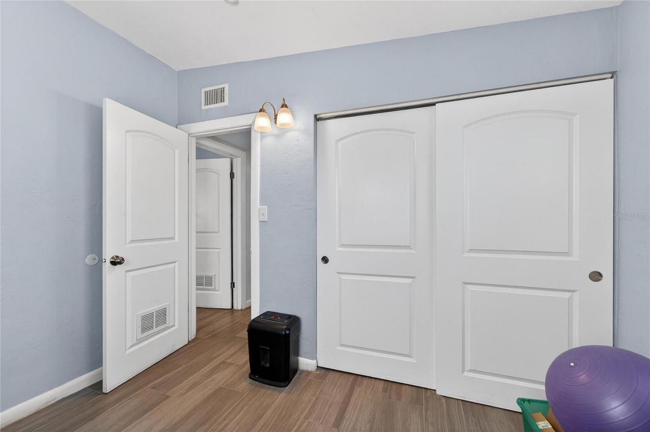 4332 Cobia Drive Se, Saint Petersburg, FL 33705 Photo