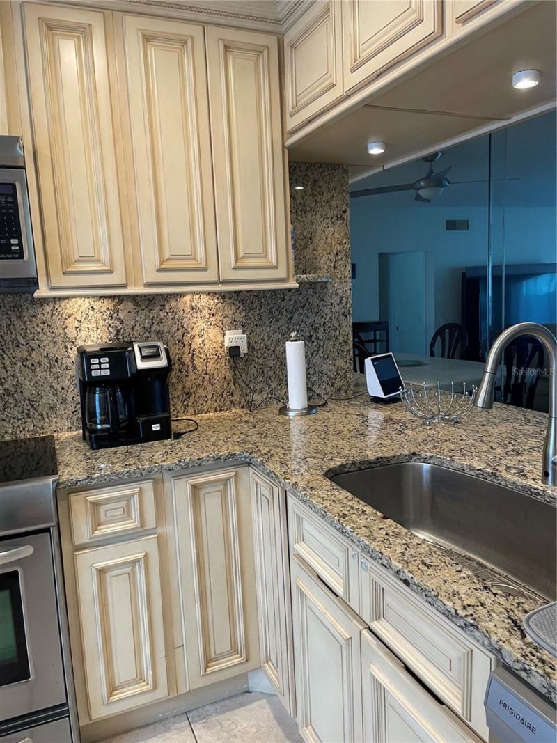 6260 Sun Boulevard, Unit 1, Saint Petersburg, FL 33715 Photo