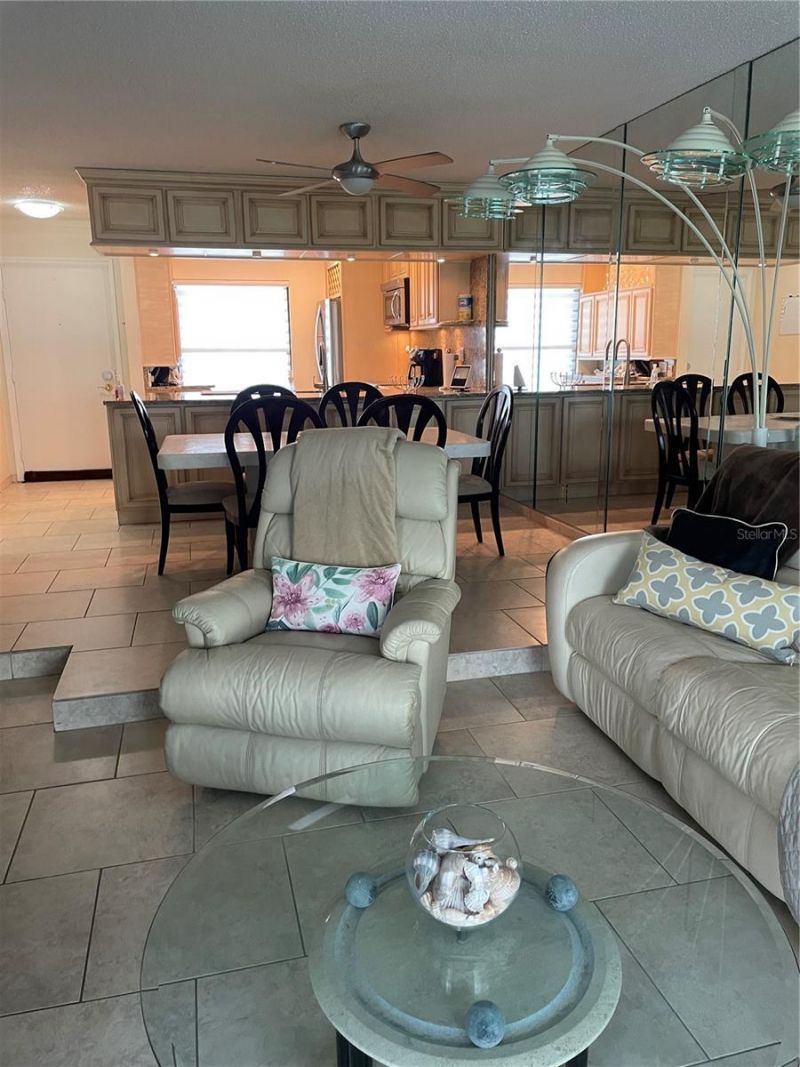 6260 Sun Boulevard, Unit 1, Saint Petersburg, FL 33715 Photo