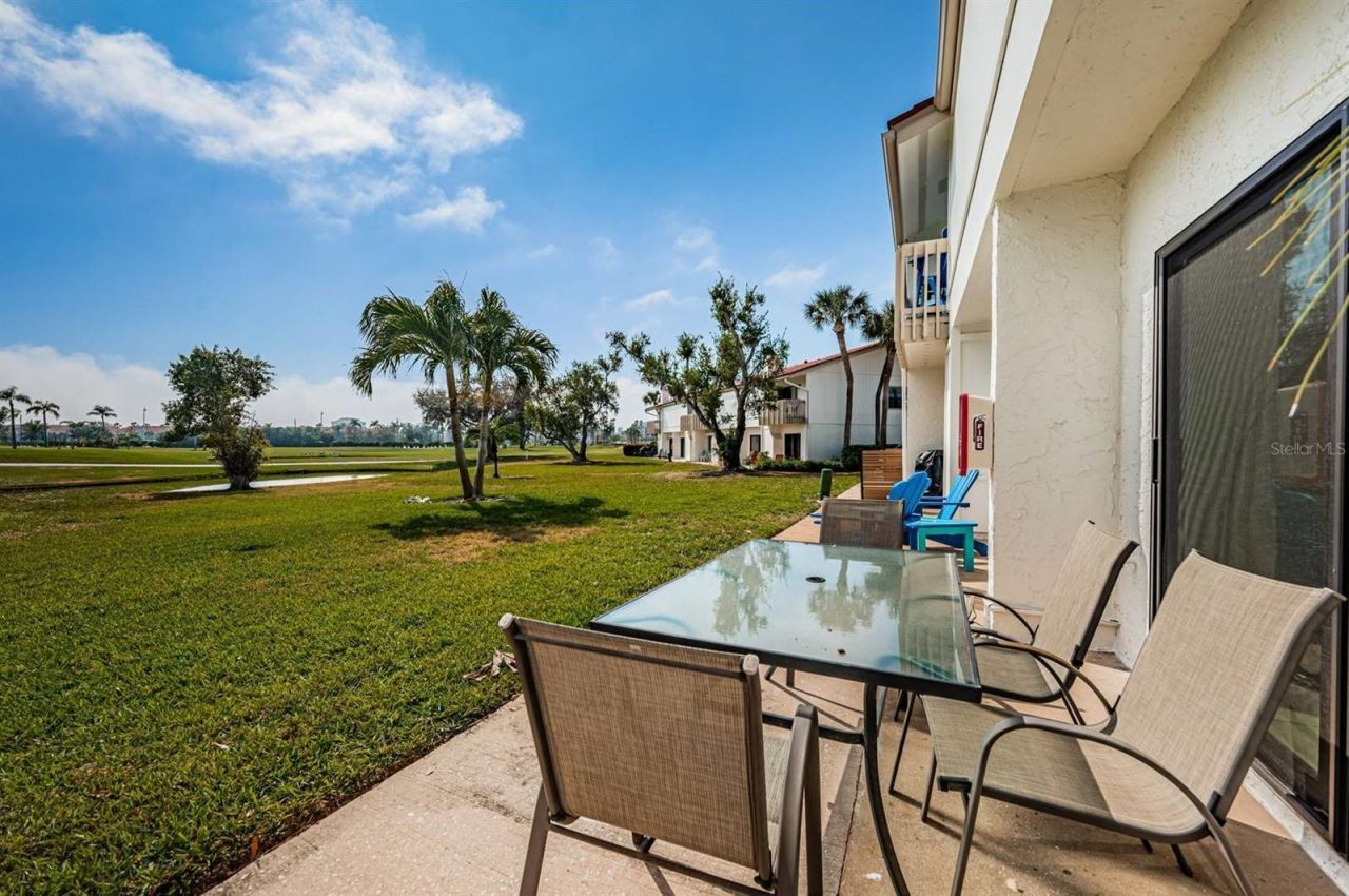 6260 Sun Boulevard, Unit 1, Saint Petersburg, FL 33715 Photo